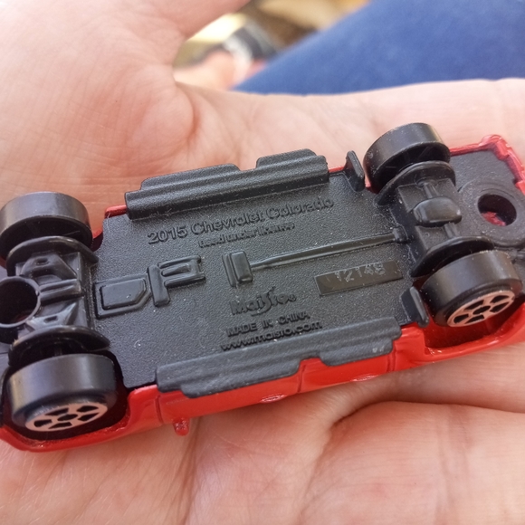 Maisto Emergency Vehicles Toy Die cast Cars Trucks Helicopters Bundle - Picture 8 of 15